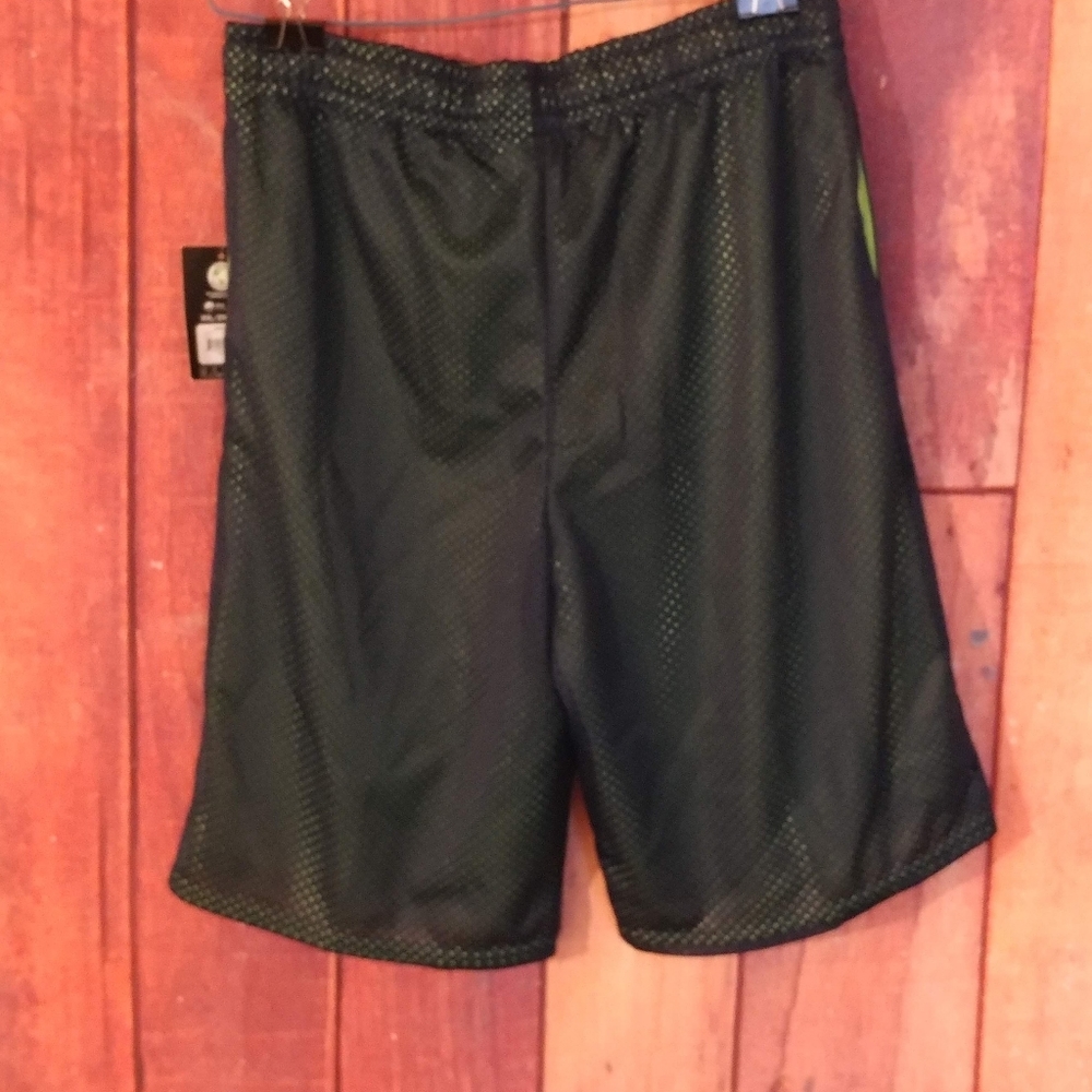 *Athletic Works Men/Teen Mesh Short Size XXL. B51-472